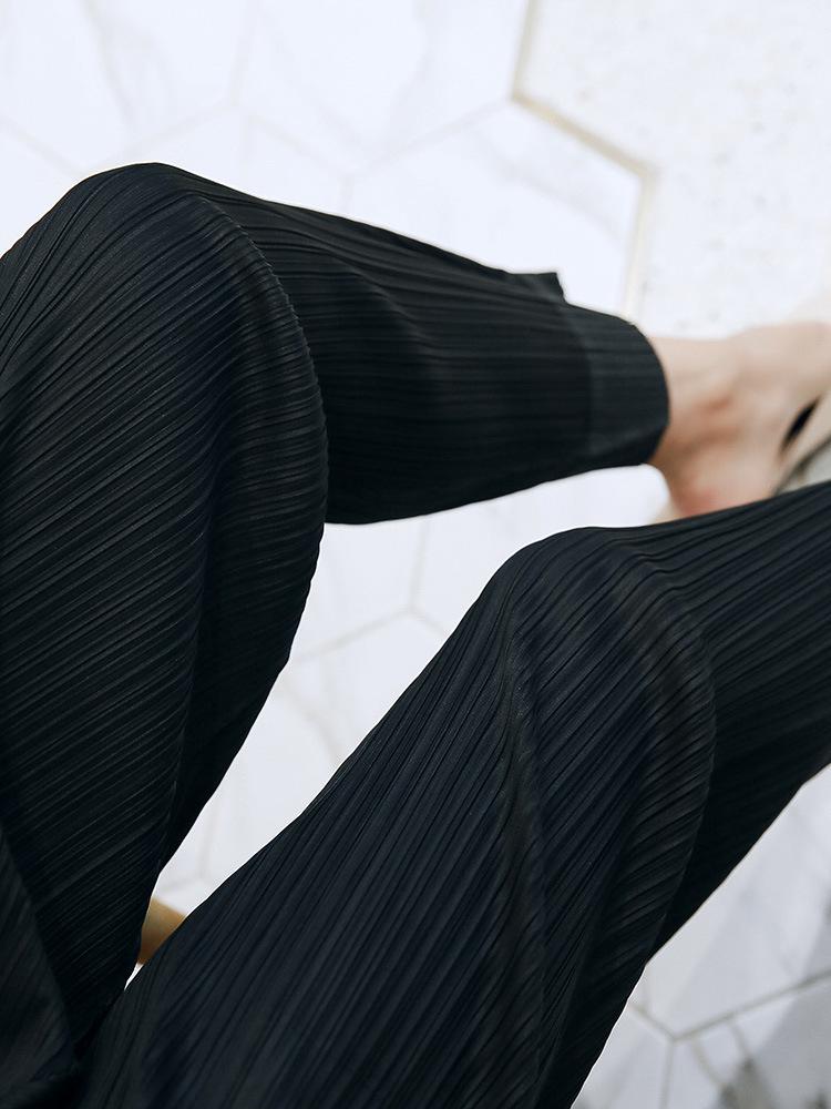 Miyake Women's Summer Pleated Cropped Pants: Trendy Loose-Fit Straight-Leg Style