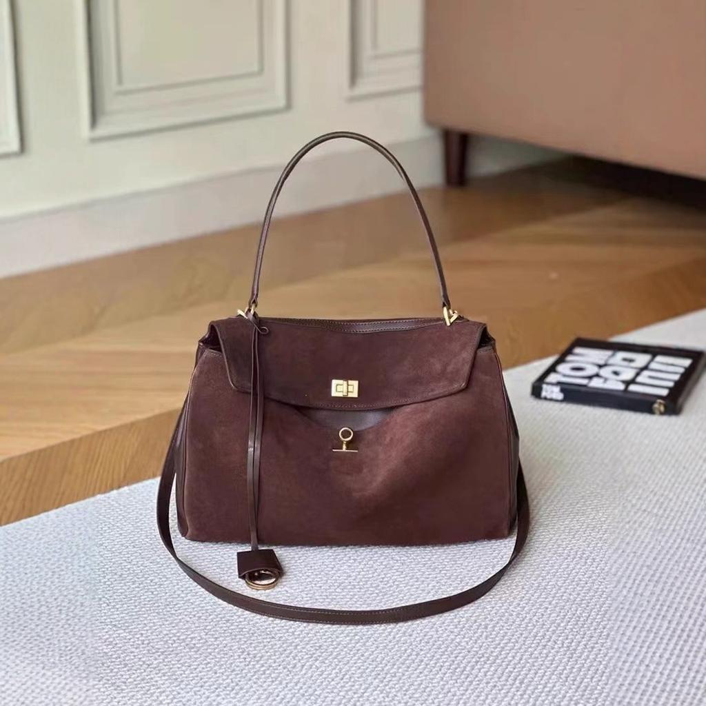 Mattes Wildleder-Tragetasche Damen Große Kapazität Pendler-Achseltasche Herbst und Winter Premium Vielseitig Schulter-Kelly-Tasche