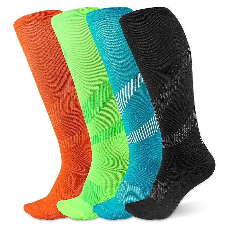 Neue Farbig Gestreifte Drucksocken Sind Weich und Hautfreundlich, Atmungsaktiv und Hochelastisch Outdoor Fitness Beinpflege Lange und Einfache Kompressionssocken