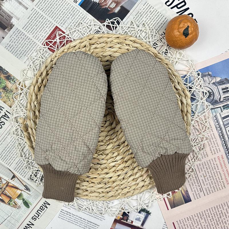 

Варежки из флиса высокой ценности Женские флисовые утолщенные ветрозащитные теплые перчатки Перчатки для велоспорта на открытом воздухе для студентов легкие хаки