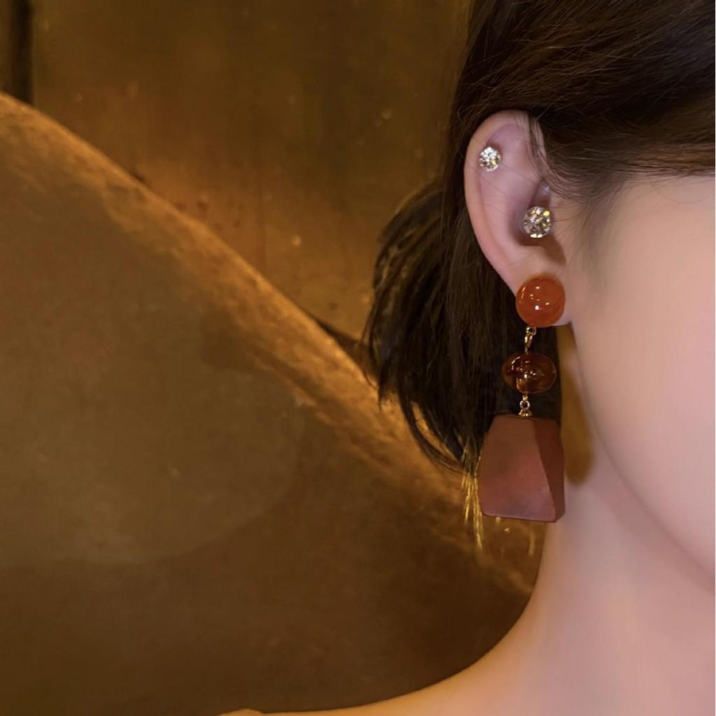 Silver Needle Resin Wood Bead Earrings - Retro Ethnic Style Oval Square Studs, Niche Versatile Jewelry