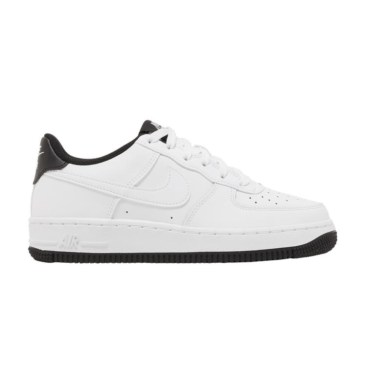 Nike Air Force 1  07 ESS GS  White Black  36