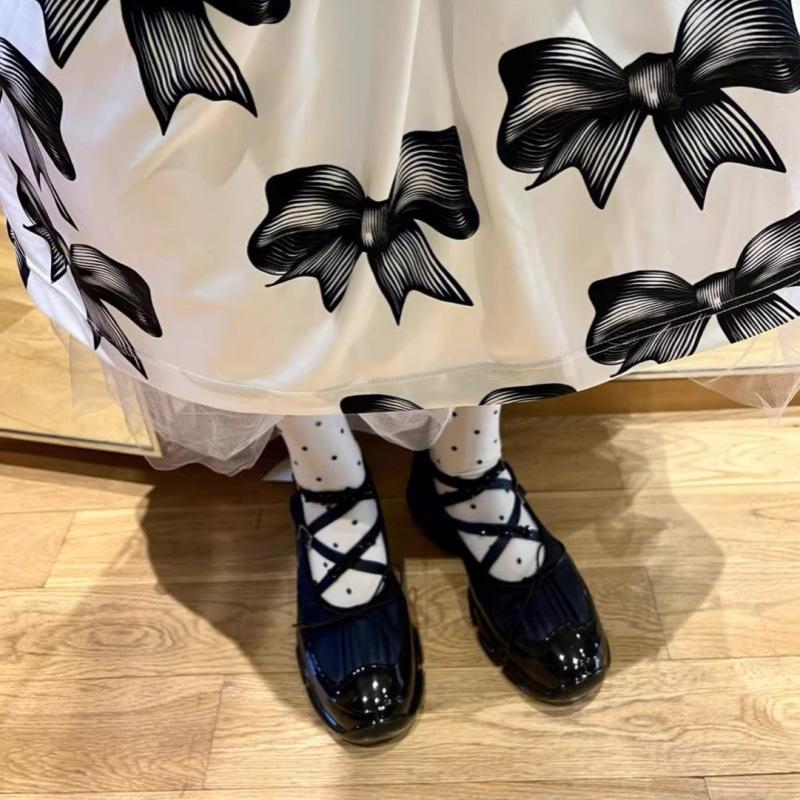 Niche retro leather bow buckle platform Mary Jane single shoes small leather shoes spring