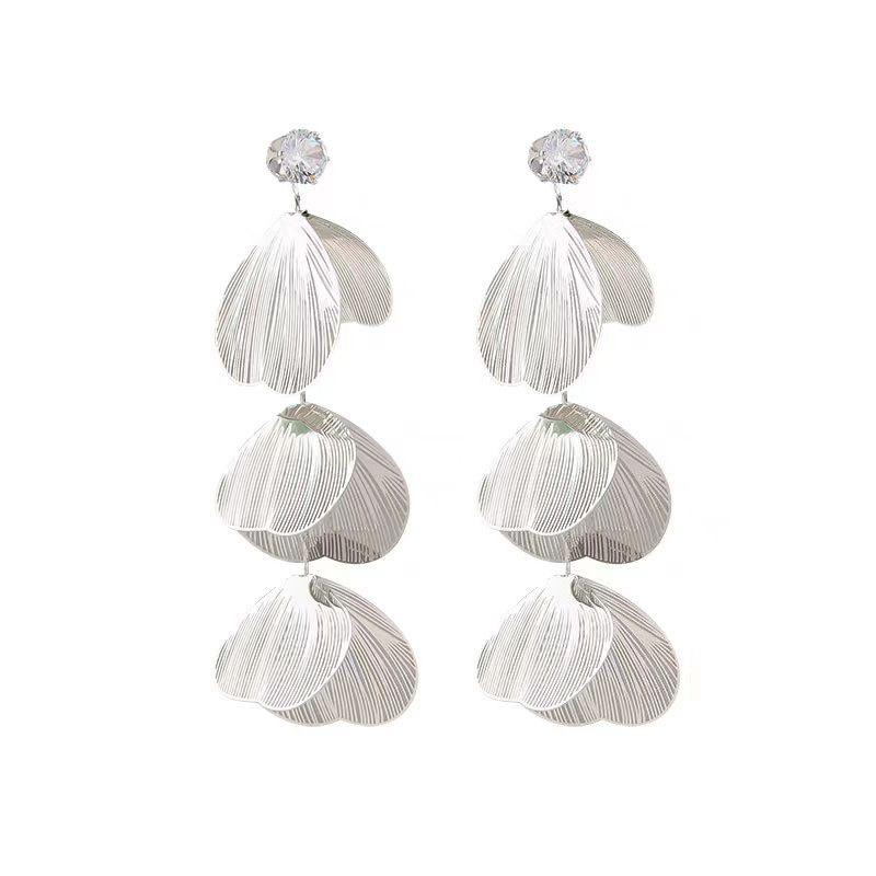 Diamond-Encrusted Hollow Flower Stud Earrings, Cold Wind Exaggerated Temperament Earrings, Fashion Light Luxury Earrings 925 High-End Jewelry