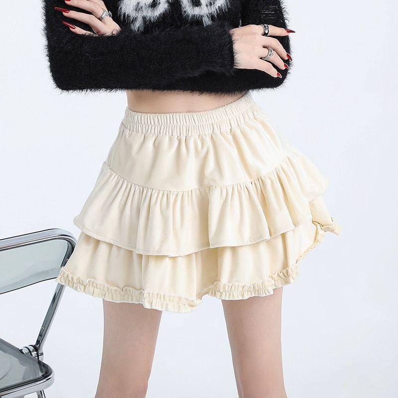 Women's French Retro Velvet High-Waist A-line Skirt: Pleated, Fluffy, Anti-exposure Design for Autumn/Winter