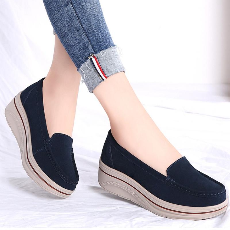 Nye fritidssko for kvinner Slip On Loafers Mote Komfortabel pustende kvinnelig plattform Høydeøkende fottøy