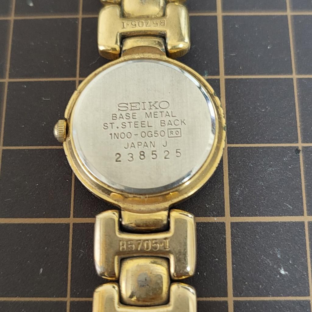 SEIKO Ladies Quartz Watch [Working Condition] 1N00-0G50 (Management Code K26Y)