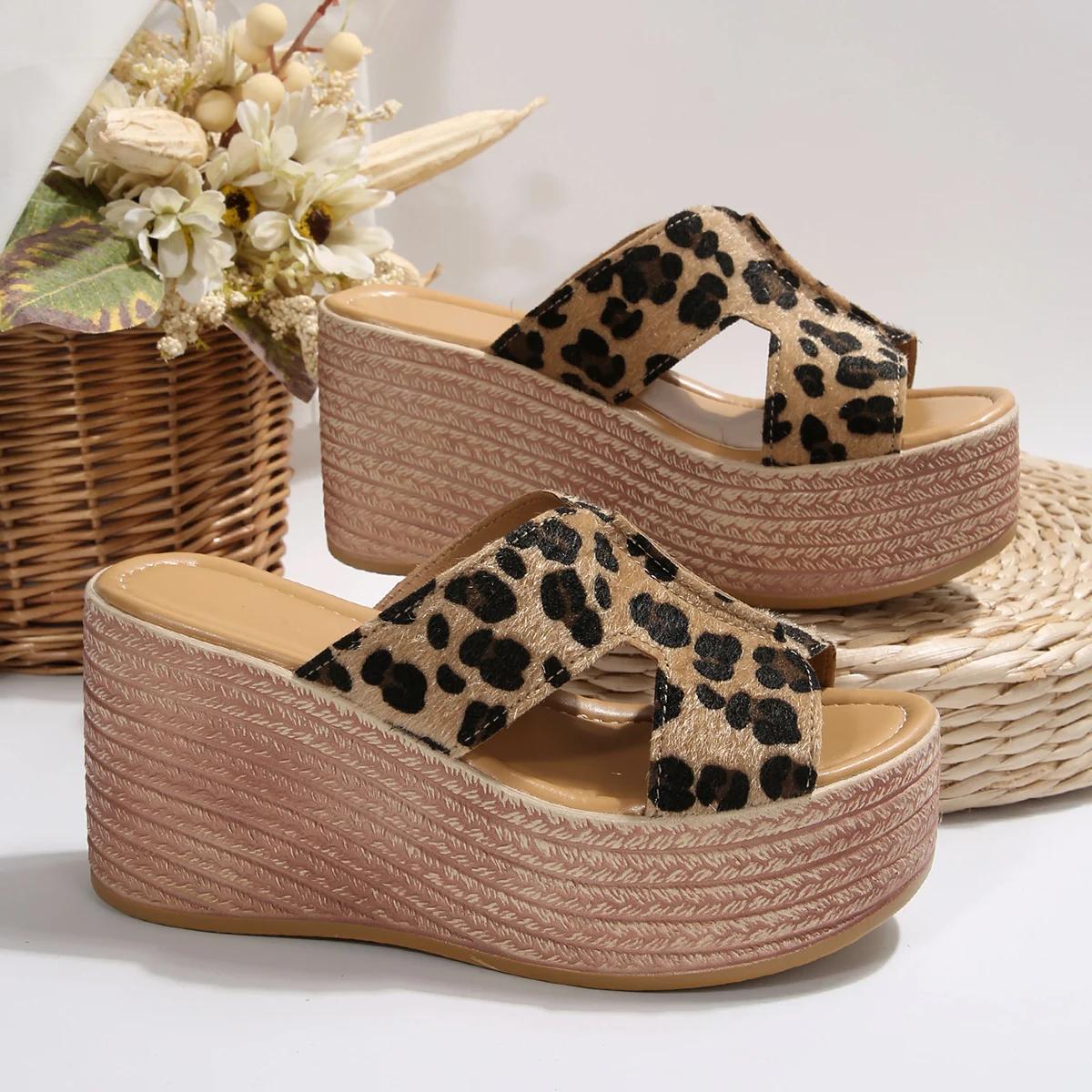 

2025 New Women Slippers Summer Wedges Platform Sandals Women Beach Slippers Trend Casual High Heels Ladies Shoes Slides Women 35 коричневый