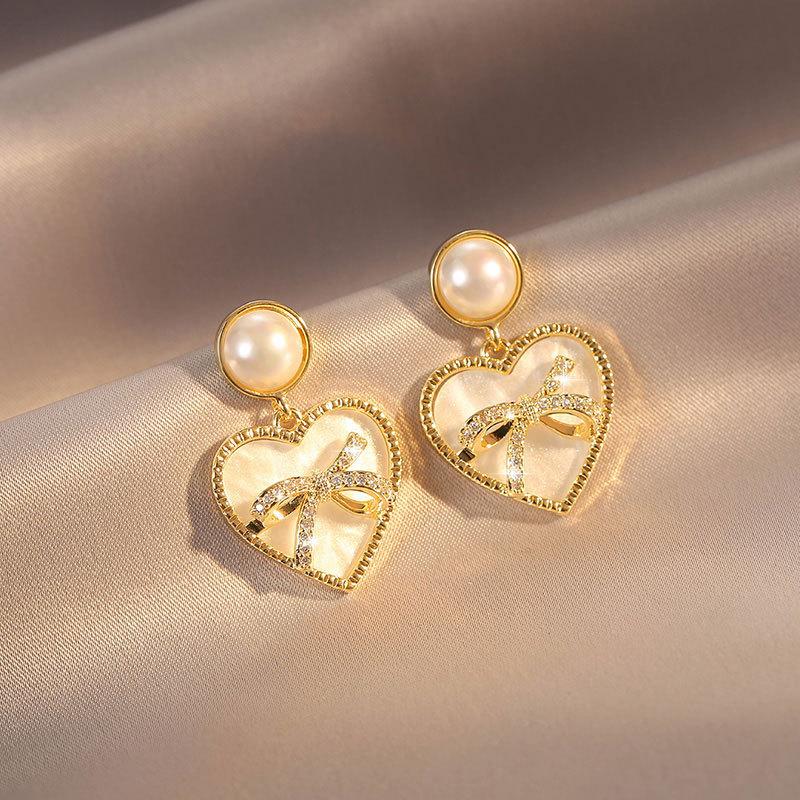 New Classic Simple Heart Bow Butterfly Earrings For Women French Style Black Stud Earrings Fashion Ear Buckle Jewelry
