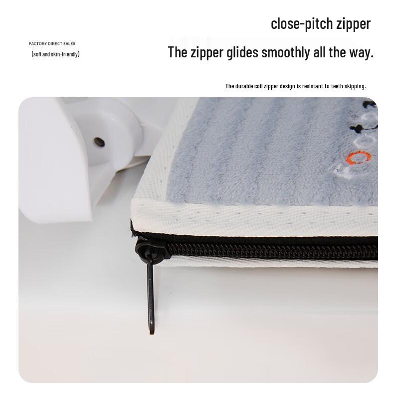 PooLean Cartoon Bear Thickened Zipper Toilet Seat Cover