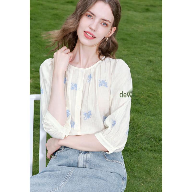 Betu Women's Embroidered Puff Sleeve Shirt