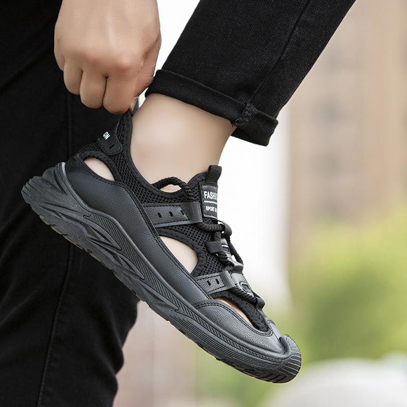Summer New Mesh Hole Beach Shoes Men's Casual Outer Wear Hollow Breathable Casual Outdoor Sports Sandals