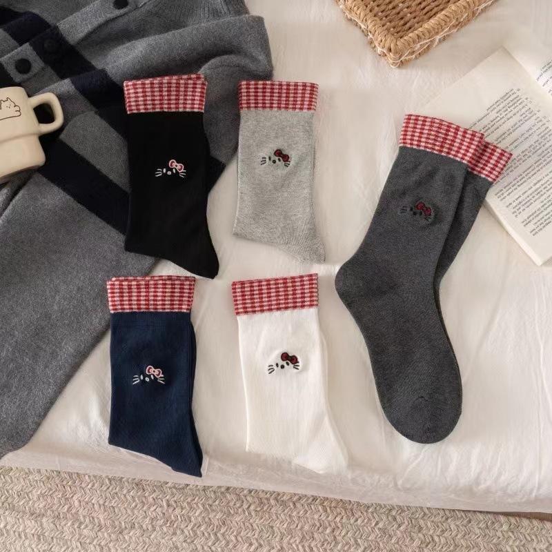 Red Checkered Flanged Two-piece Embroidered Cat Cute Cartoon Bow Mid-calf Socks for Women, Versatile and Trendy Socks
