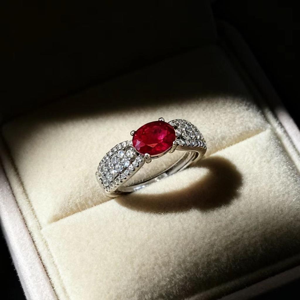 Fashion Jewelry Cultivated Sapphire Ring High Texture Group Set Design Coconut Egg Emerald Ring