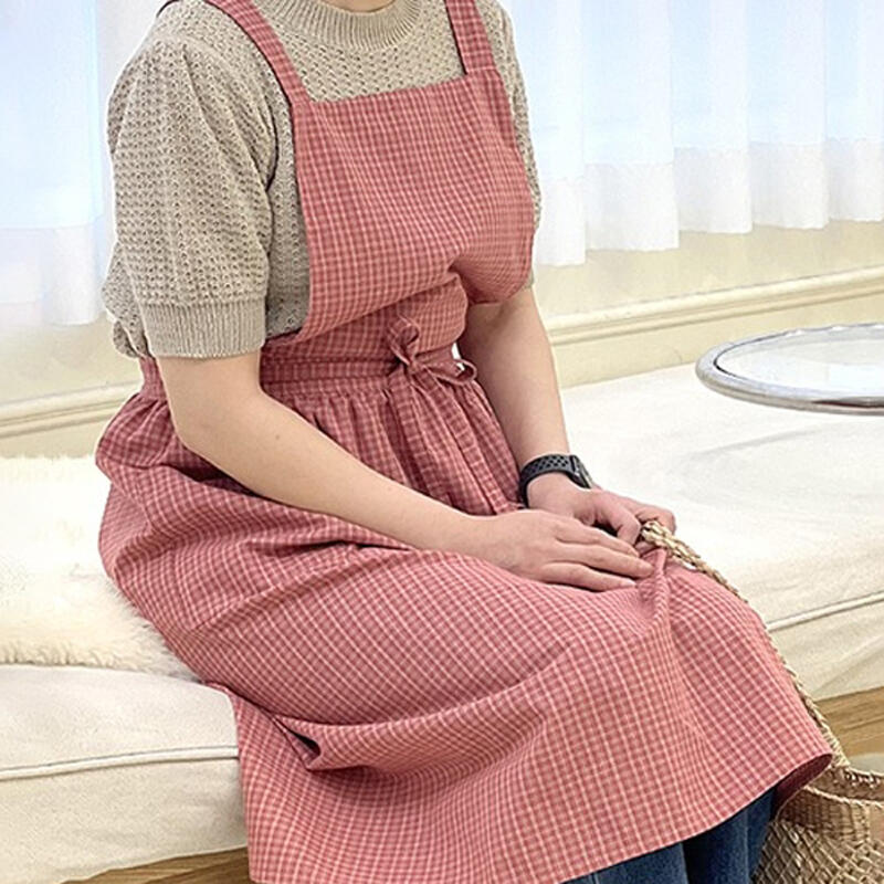 1 cotton pink check apron