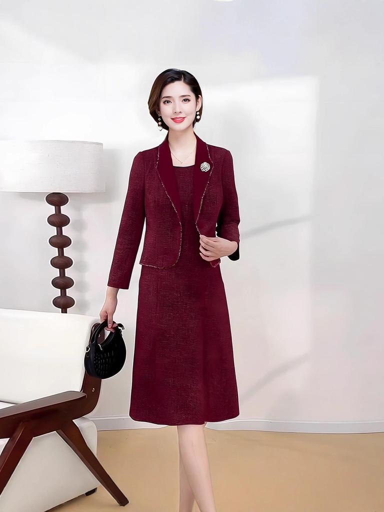 Elegant Winter Plus-Size Mid-Length Faux Two-Piece Dress for Mother-in-Law's Wedding Banquet 2025