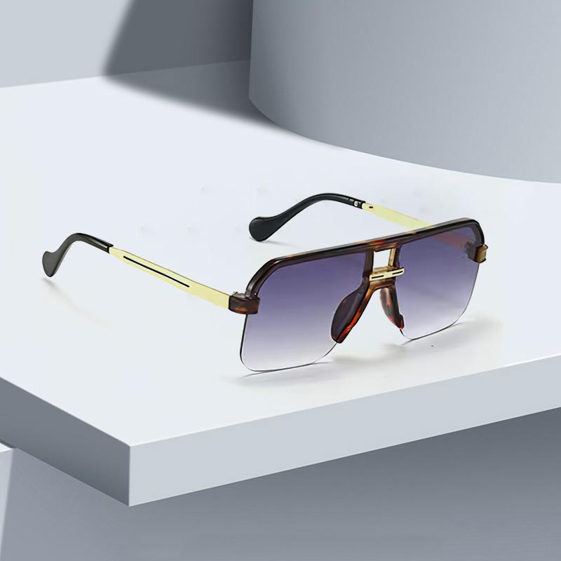 New Women Sunglasses Modern Fashion Transparent Frame Gradient Pink Lens Square Glasses Gift for Friend