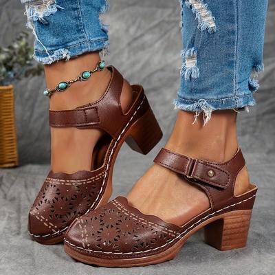 2026 New Ladies Shoes Closed Toe Women's Sandals Fashion Hollow Out Summer Retro Casual Plus Size Best Seller Heeled Sandals