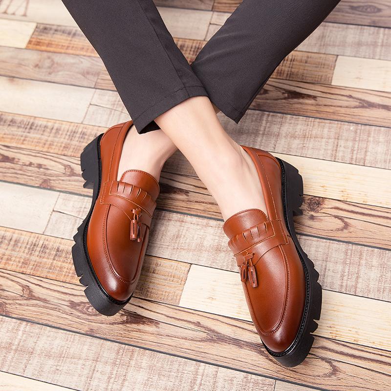 New Business Men Fringed Leather Shoes European American Casual Thick-soled Durable Comfortable Brand Loafers Sizes 38-44
