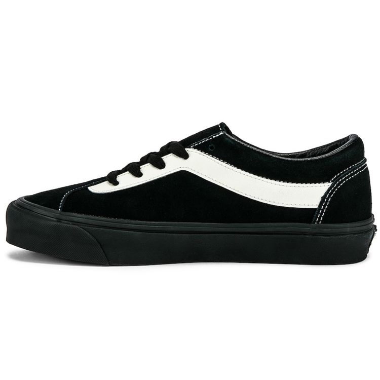 

Кроссовки унисекс Vans Bold Ni Suede Black Marshmallow VN0A3WLPEMI