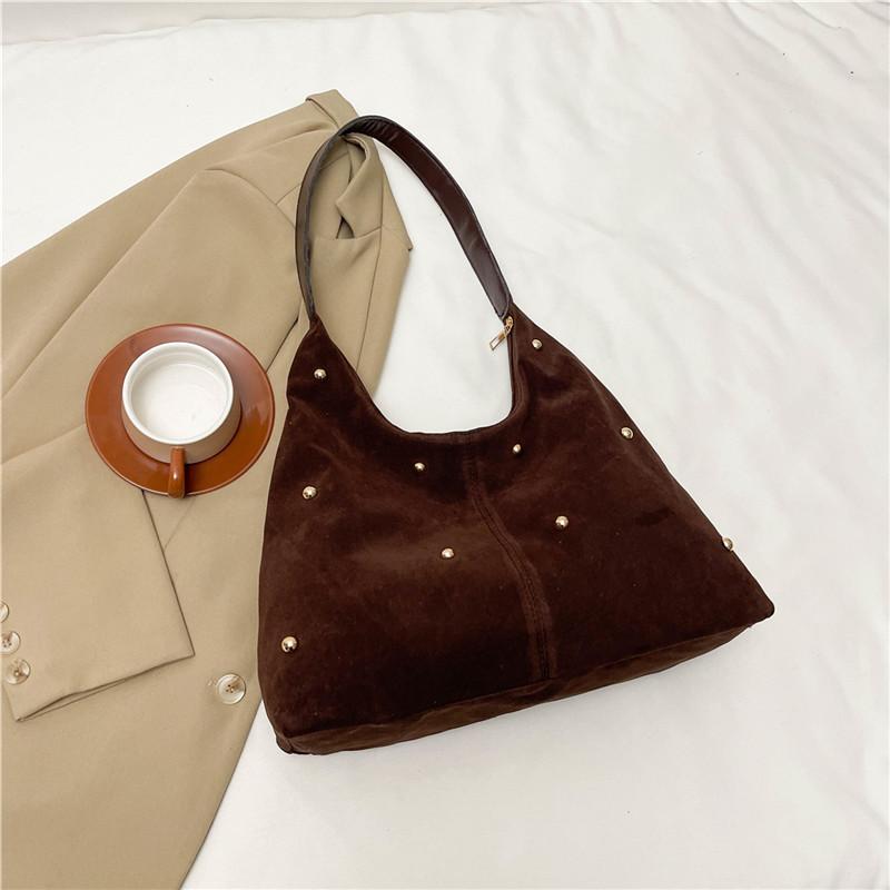 

Fashion high-end women s new fashion trend women s bag casual trend versatile portable shoulder bag large capacity темно-коричневого кольору