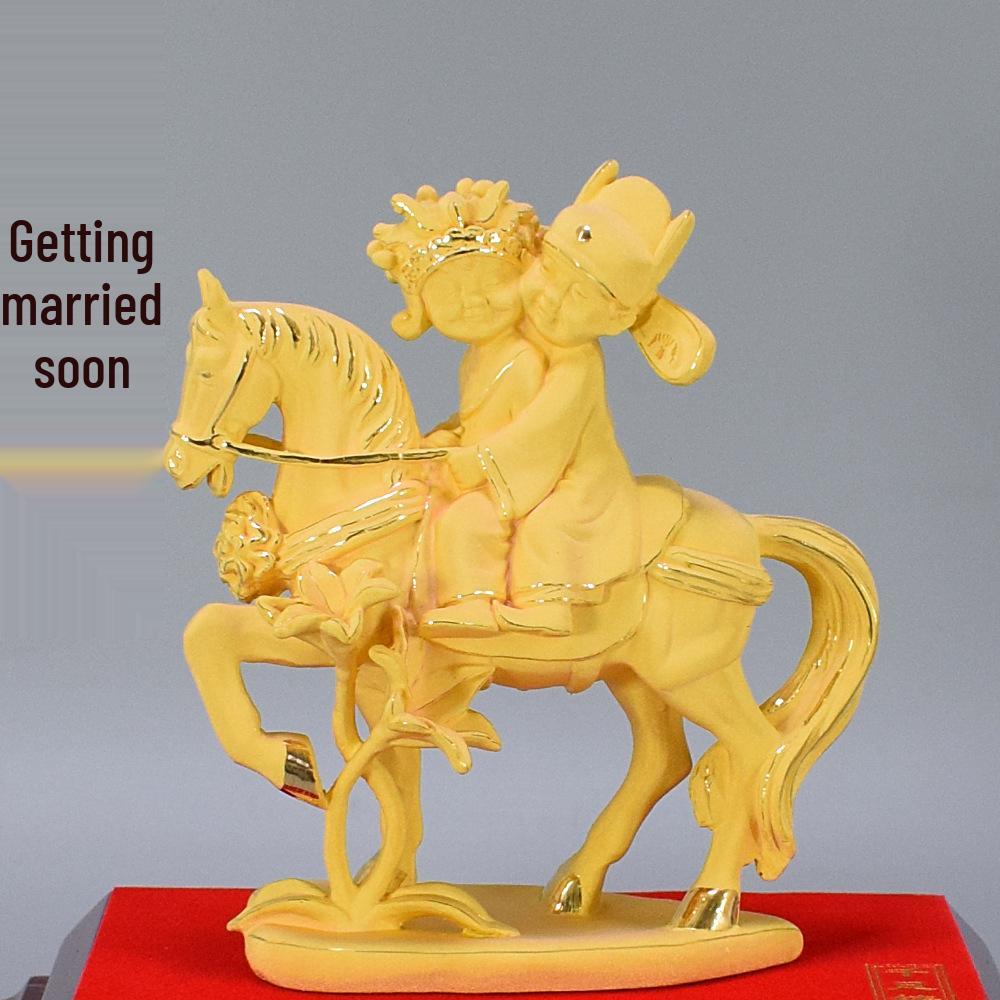 Flocked Gold Velvet Wedding Gift Ornament for Newlyweds H1002