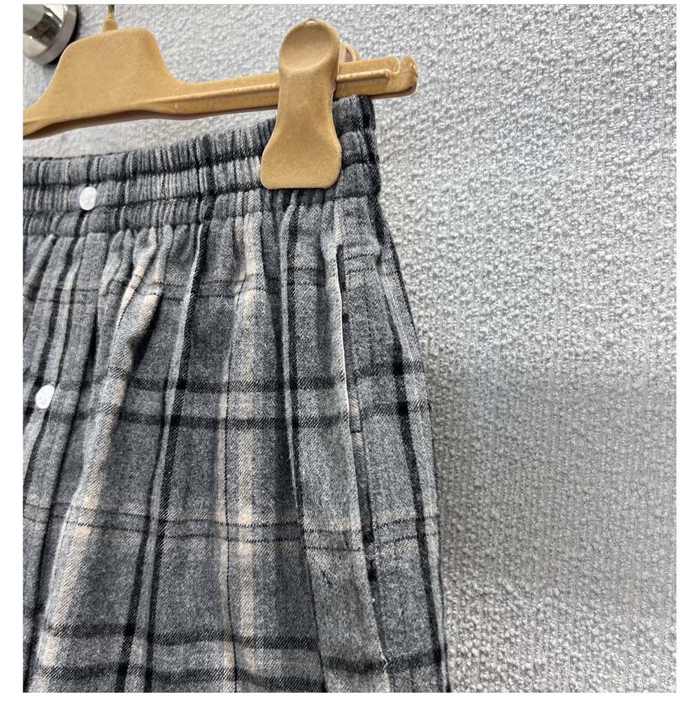 Miu Style Plaid Mini Skirt: Elastic Waist, Single-Breasted, Autumn/Winter Collection