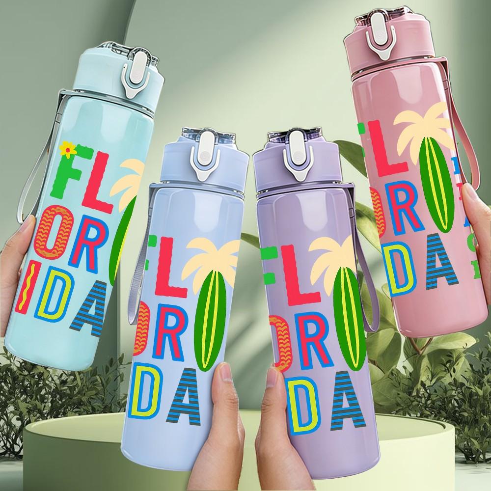 1PC Florida Beach Letter 750ml Color Plastic Sports Water Bottle Leakproof Flip Straw Lid Suitable for Sports Office Home Use
