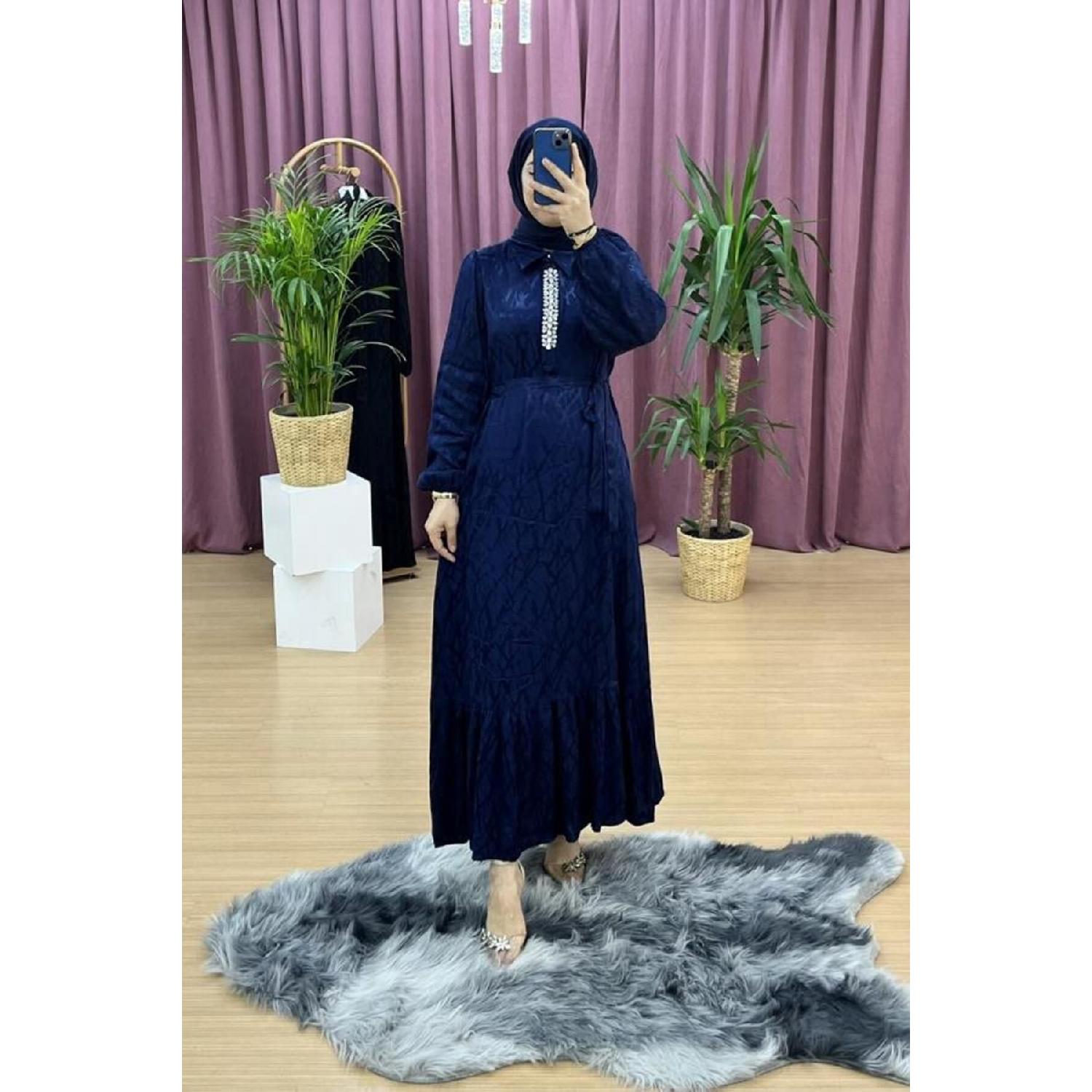 

Ksrg Jacquard Dress With Stone Collar 38