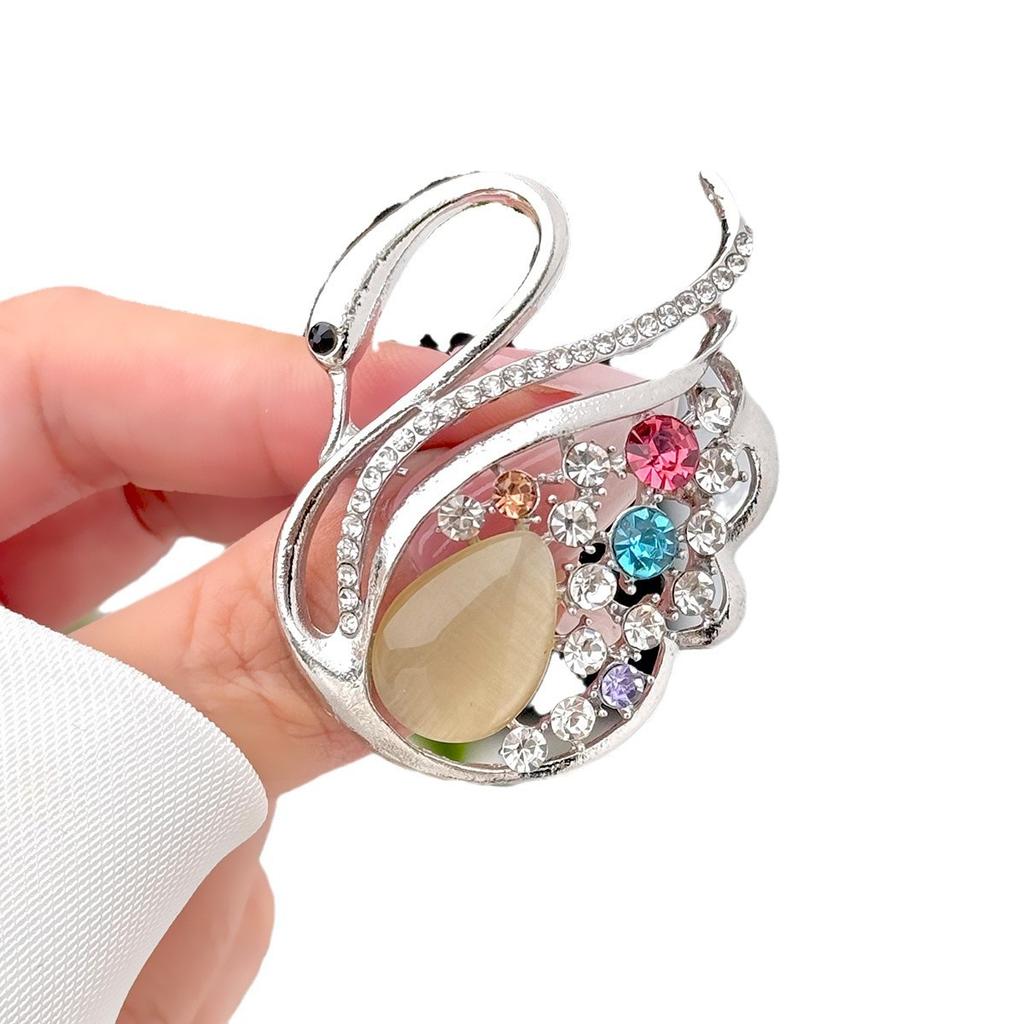 Korean Anti-Light Retro Drip Corsage Alloy Diamond-Encrusted Swan Brooch, Advanced Texture Hollow Large Clothes Accessories