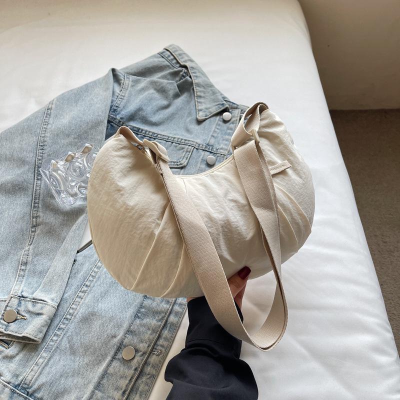 2025 Pleated Lightweight Dumpling Bag: Versatile, Solid Color Shoulder/Crossbody with High-End Style