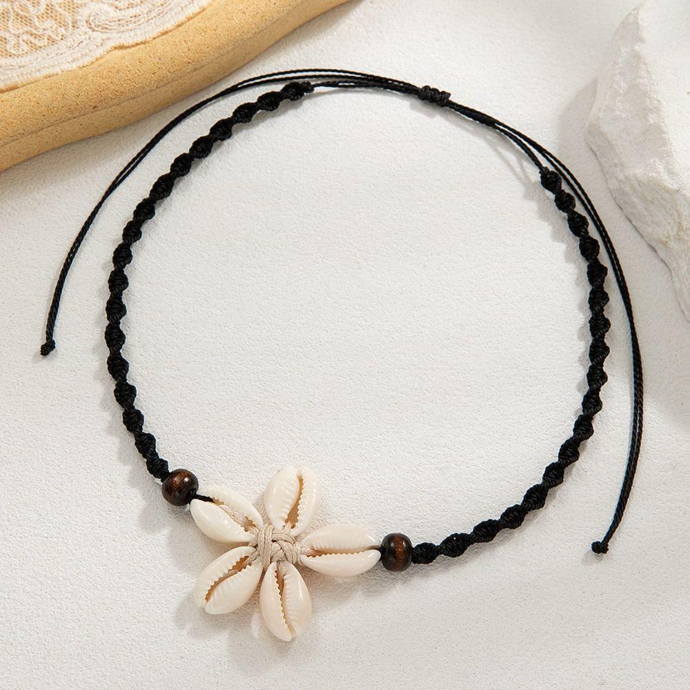 Fashion Geometric Woven Bohemian Style Shell Clavicle Chain Short Rope Woven Choker