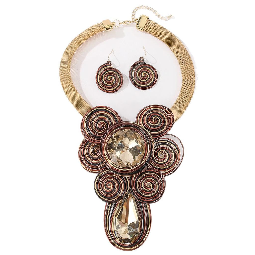 Ensemble de Bijoux Exagérés pour Femmes Collier Boucles d'Oreilles en Fil d'Aluminium Tissé Perles de Cristal