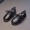 Nuove Scarpe Basse da Ragazzo e Ragazza. Nuove Scarpe Singole con Lacci.