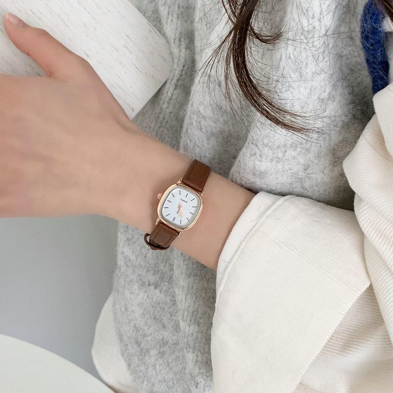 Watch Female Niche Light Luxury Female Student Literary And Simple Temperament Wind Small Square Watch Belt Women'S Quartz Watch
