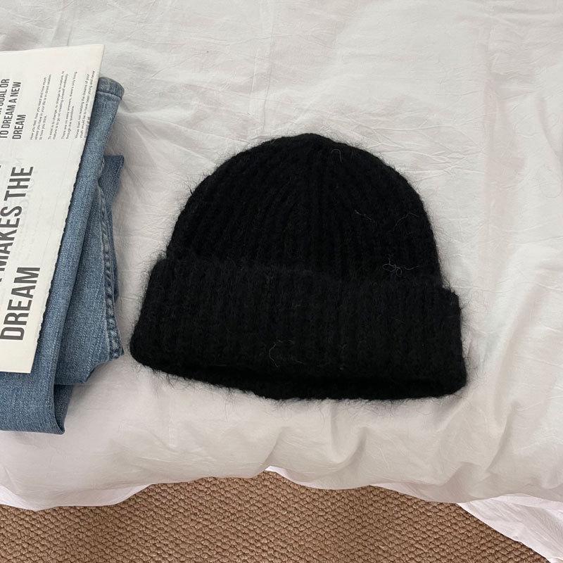 

Женская уютная вязаная шапка с защитой ушей, ветрозащитная, для осени/зимы чёрный