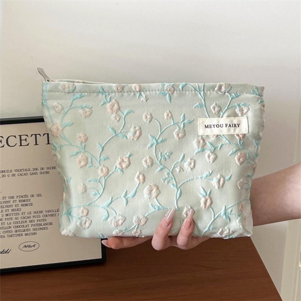 Portable Flower Pattern Makeup Bag Large Capacity Zipper Closure Cosmetic Storage Pouch Cosmetic Bag Travel Toiletry Pouch