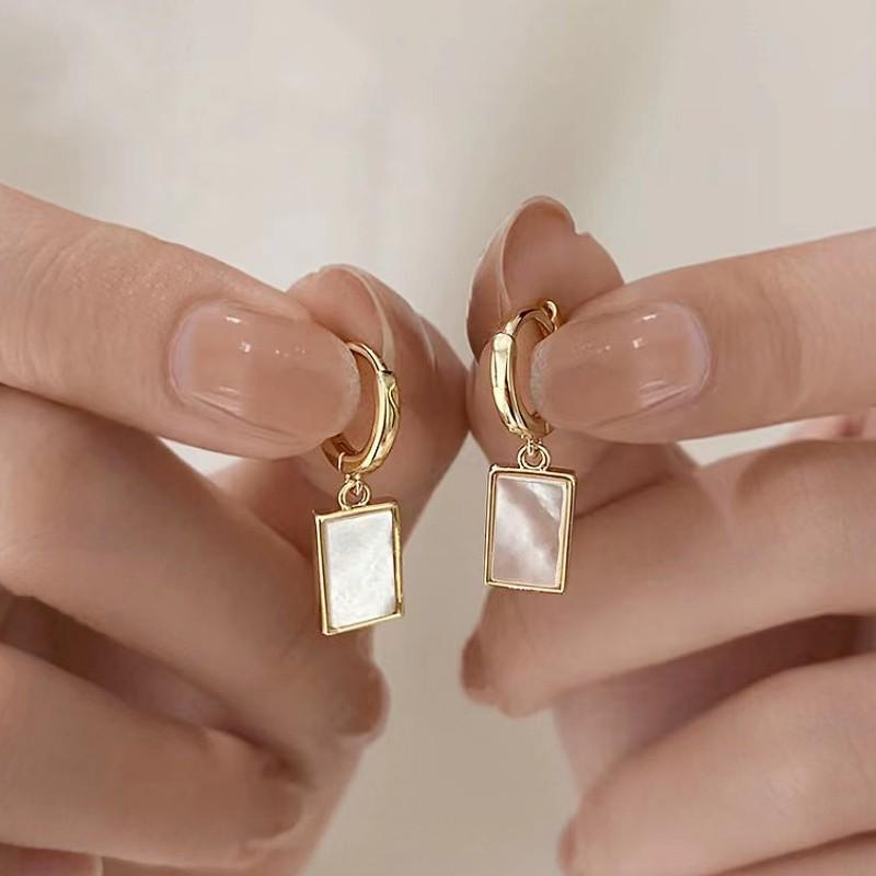 Elegant Square Mother-of-Pearl Dangle Earrings - Trendy 2022 Design for Girls