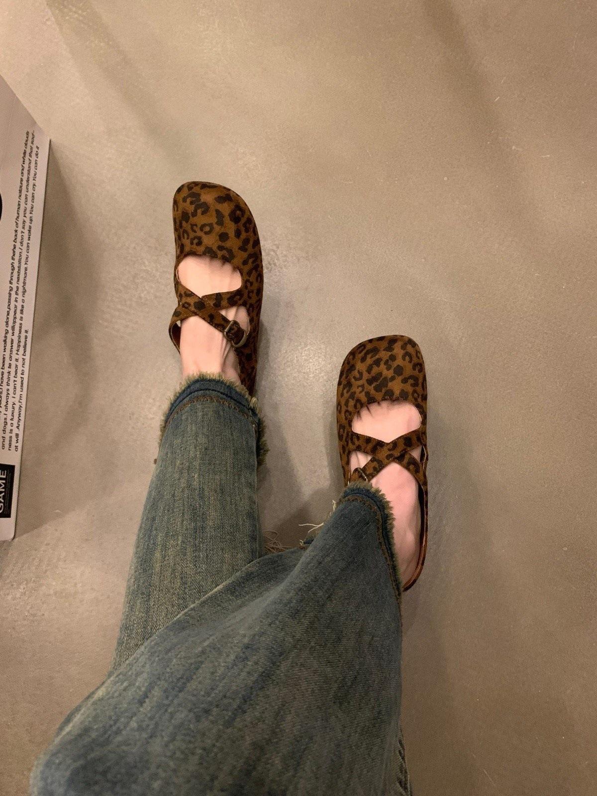 

Нежные сказочные туфли Мэри Джейн женские осень 2025 новый темперамент элегантный леопардовый принт внутренний рост увеличение вечерние туфли 40