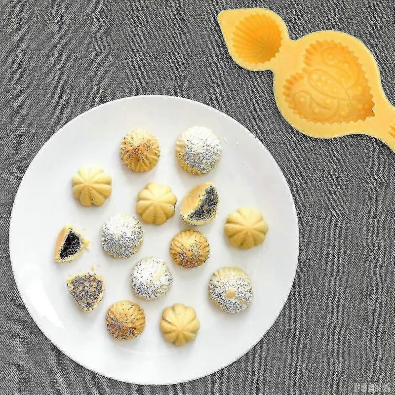 4-Shape Heart Cookie Mold for Mooncakes, Maamoul Cookies & Stamped Pastries