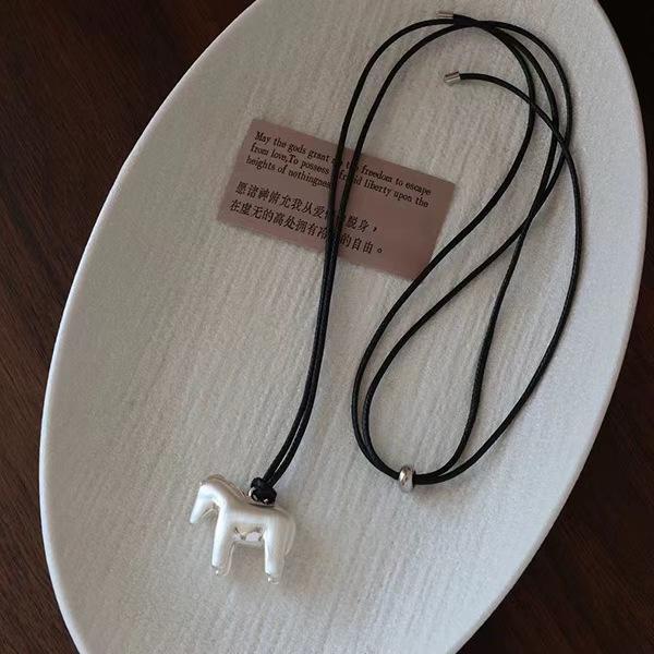 Elegant Small Horse Leather Cord Necklace with Pendant - Versatile, High-End Style for Women