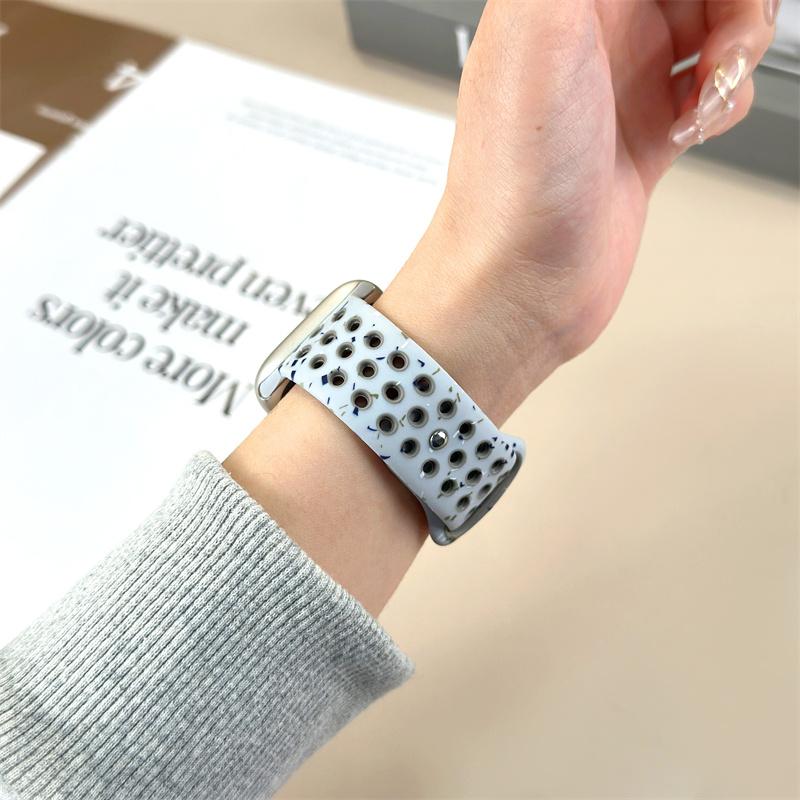 For Apple Watch Band 46mm 45mm 41mm 49mm 44mm 42mm 40mm Breathable Silicone bracelet correa Series11 10 9 8 SE 7 6 5 4 Ultra 3 2 Strap