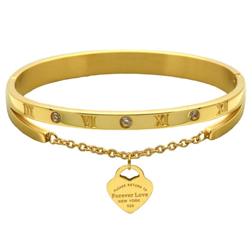 Luxury Stainless Steel Bracelet & Bangle Heart Love Tag Bracelet Jewelry for Women