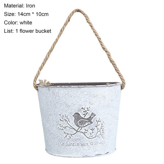 Metalowy kosz ścienny z kwiatami Dekoracja domu w stylu vintage Przenośna idylliczna wisząca doniczka z kutego żelaza do piekarni