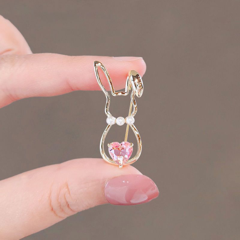 

Cute rabbit breast pin buckle high-end women s exquisite shirt neckline mini invisible pin fixed clothes