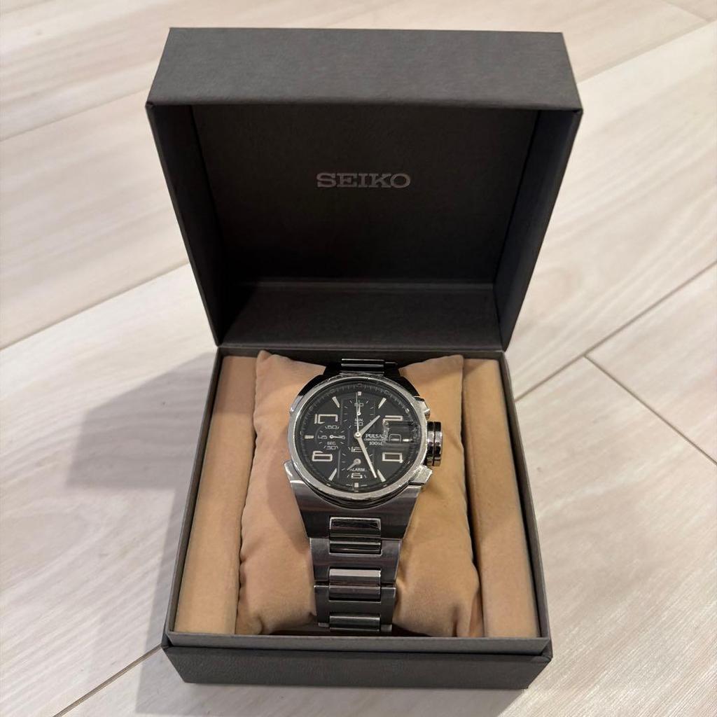 Used SEIKO PULSAR watch