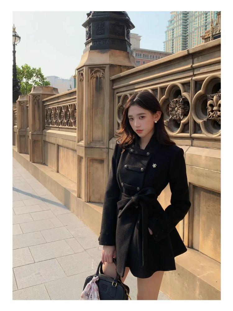 2025 Winter Französisch Vintage Elegant Wollmantel Frau Schwarz Schick Schal Umhang + Retro Locker Trenchcoat Damen Bandage Korea Modedesign Outfits