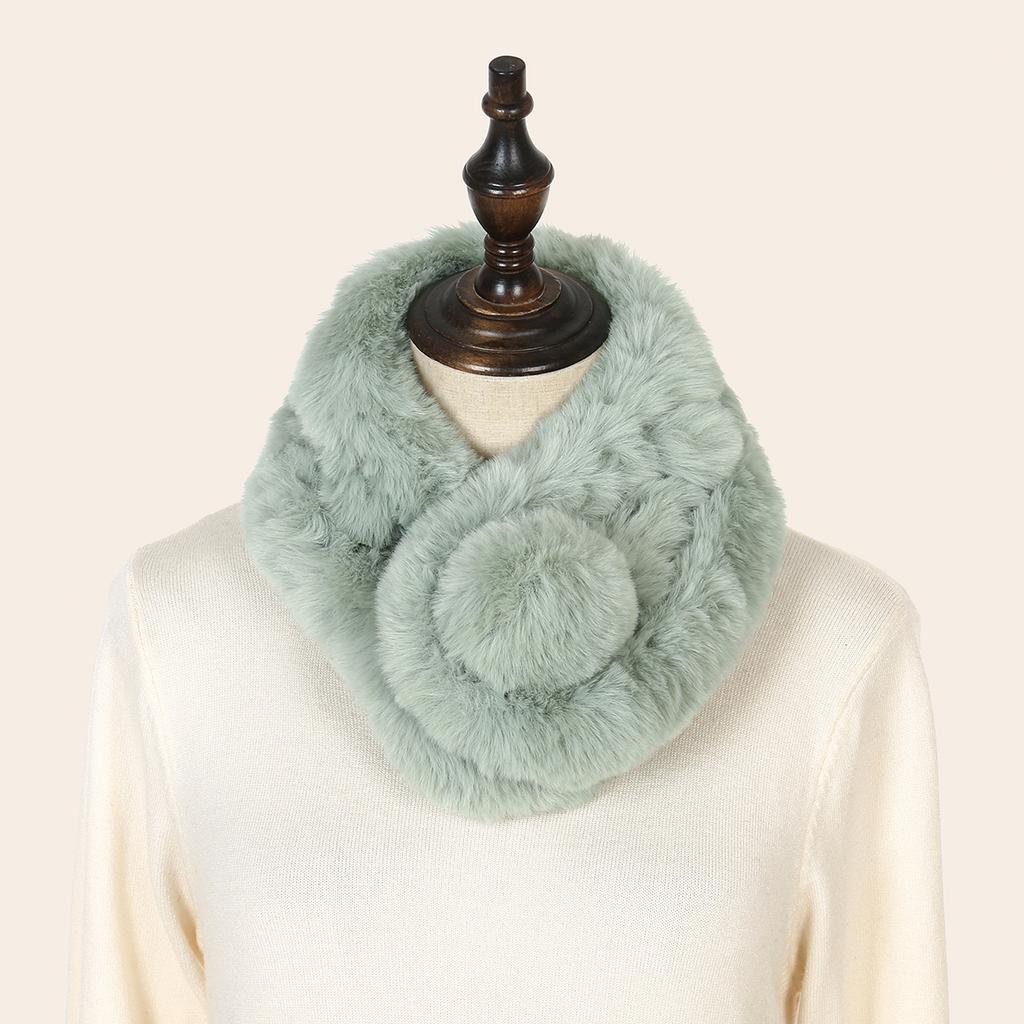 New Faux Fox Fur Scarf Shawl Pearl Fashion Warm Thicken Fake Fur Collar Women Short Neckerchief Neck Warmer Clothing Accessories