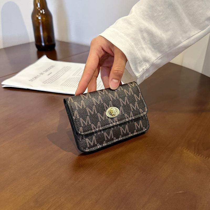 Women's Retro Letter Print Ultra-Thin Coin and Card Holder