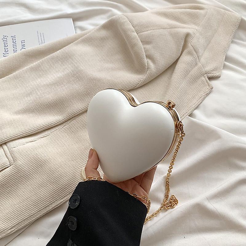 Chic Heart-shaped Crossbody Bag Trendy Street Style 2024 New Women's Fashion